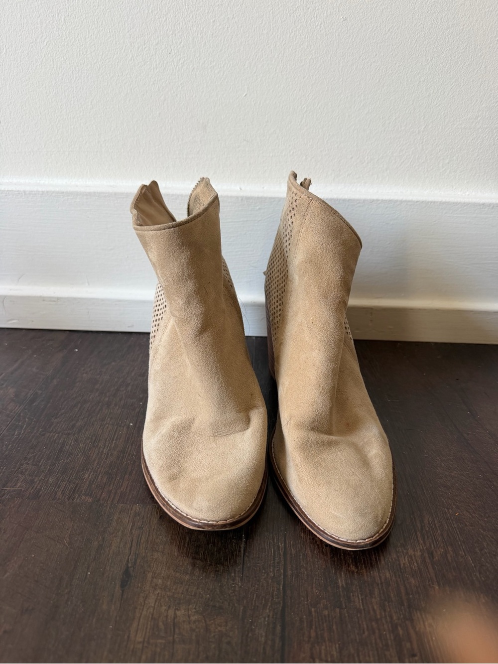 Women's Beige Suede Heeled Ankle Boots